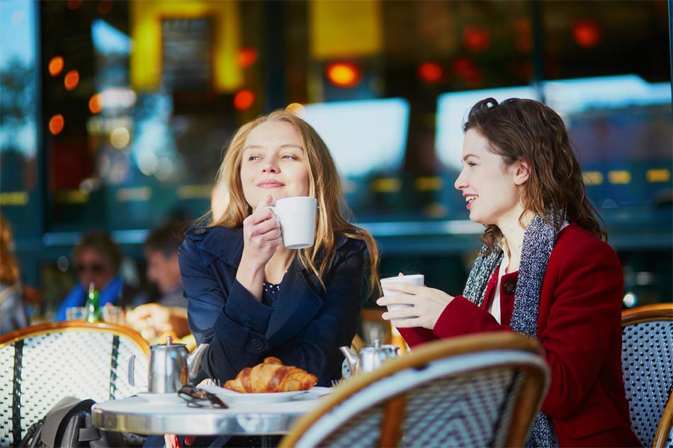 "In der Region Paris gibt es eine Fülle von Cafés und Restaurants, in denen die Menschen eine hochwertige Pause genießen können"
