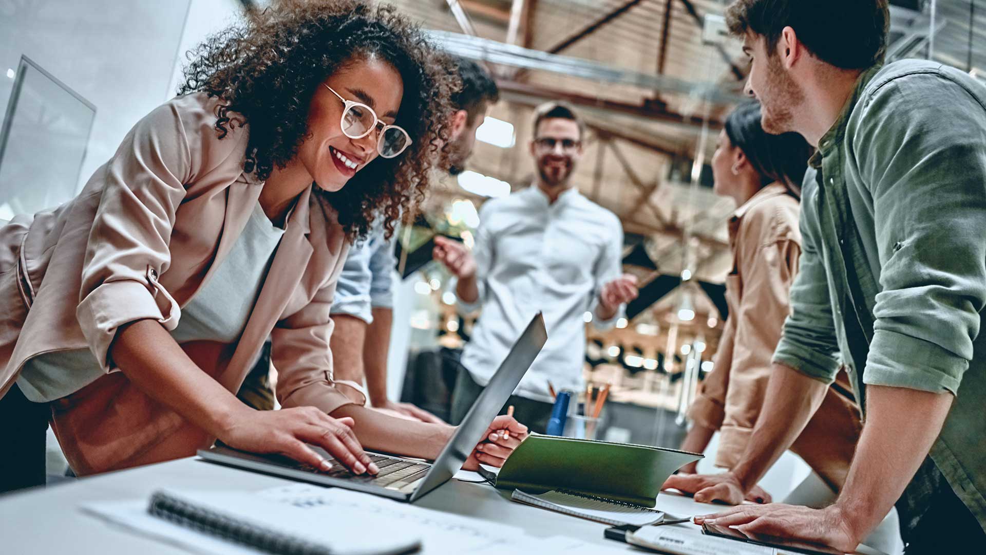 Paris Region, a Thriving Hub for International Women Entrepreneurs - © Business-woman_AdobeStock_300144034_72dpi Paris Region, a Thriving Hub for International Women Entrepreneurs - © Business-woman_AdobeStock_300144034_72dpi