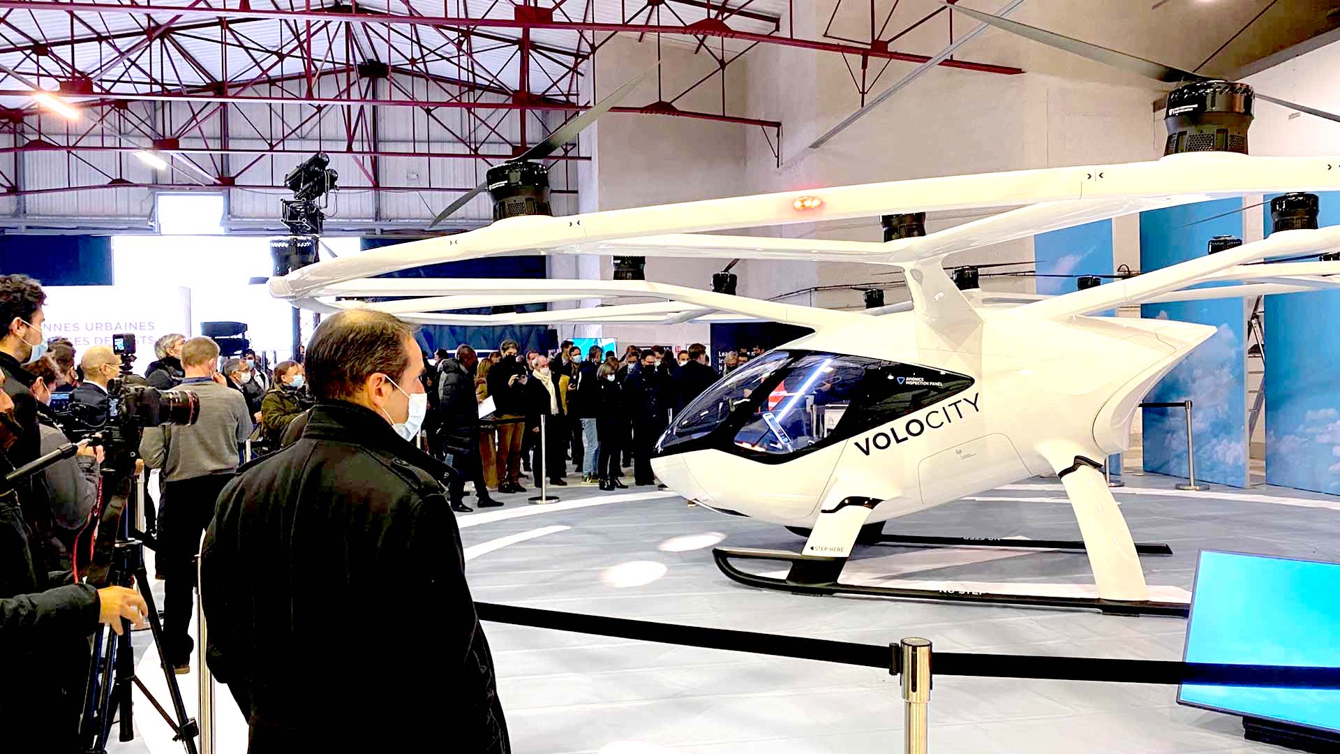 La Región de París, Choose Paris Region, el Grupo ADP y el Grupo RATP lanzan las primeras experimentaciones dedicadas a las nuevas movilidades aéreas urbanas en el aeródromo de Pontoise